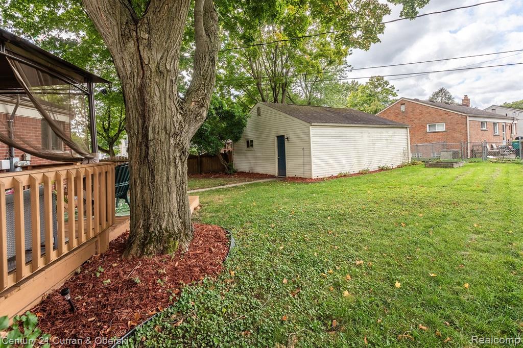 31528 Marblehead Road Farmington, MI 48336 - Photo 34 of 35 Gallery Image 34