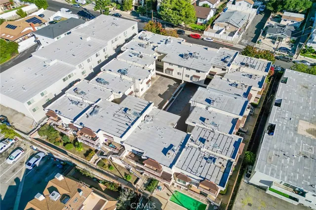 $550,000 | 10219 Pinewood Avenue, Unit 2, Tujunga, CA 91042