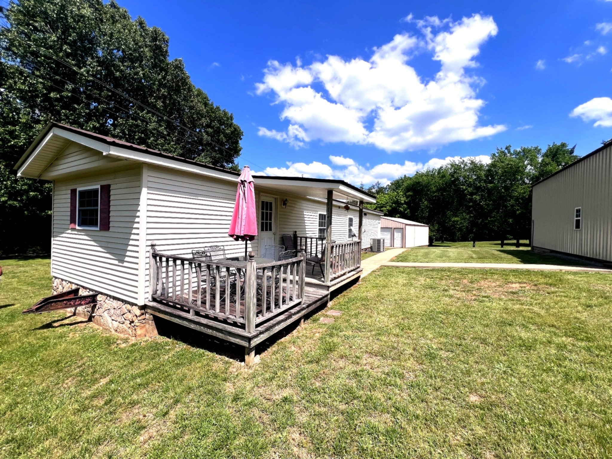 1133 Culps Bend Road Clifton, TN 38425 - Photo 8 of 51 Gallery Image 8