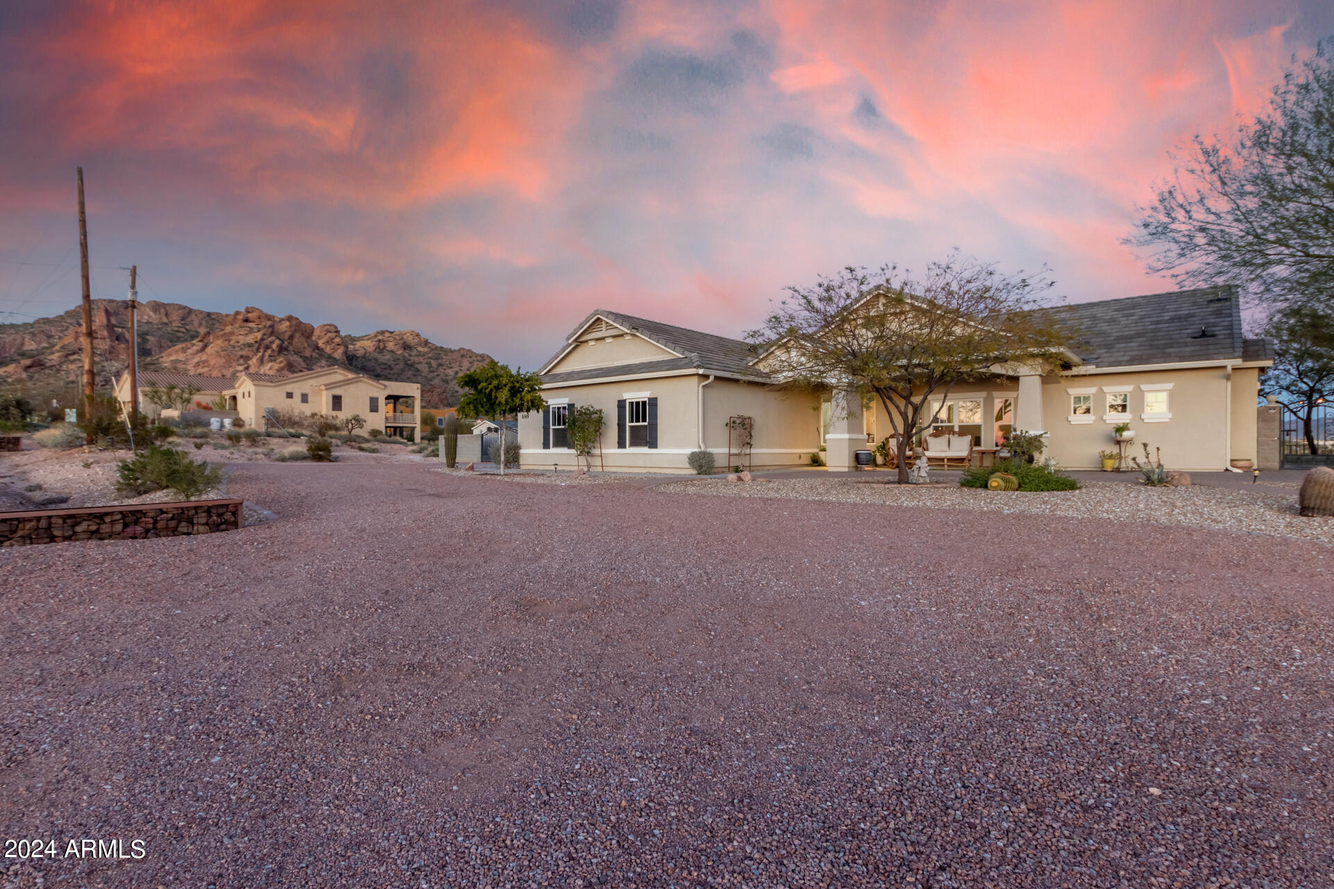 5169 North Idaho Road Apache Junction, AZ 85119 - Photo 18 of 107 Entry way