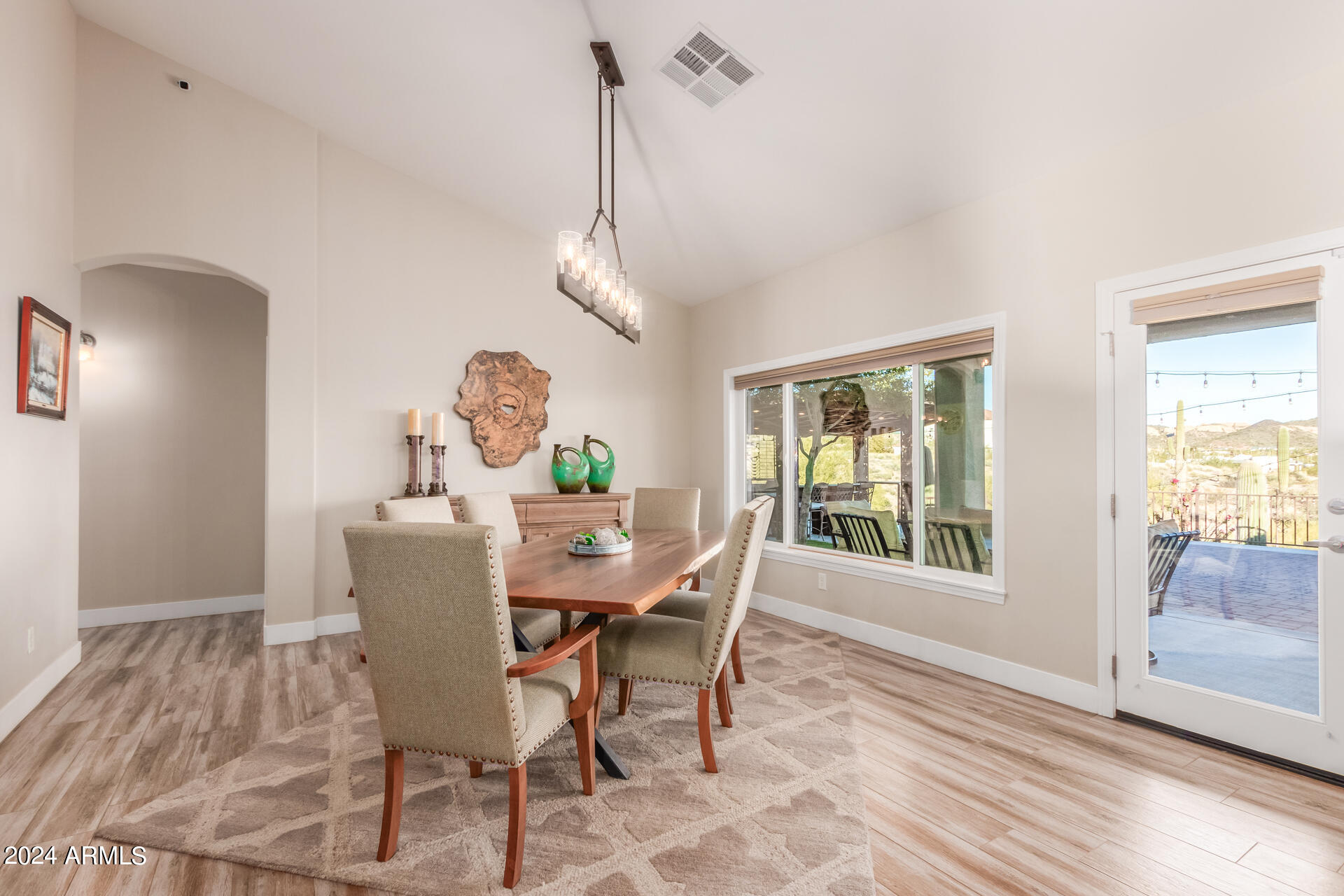 5169 North Idaho Road Apache Junction, AZ 85119 - Photo 35 of 107 Dining room