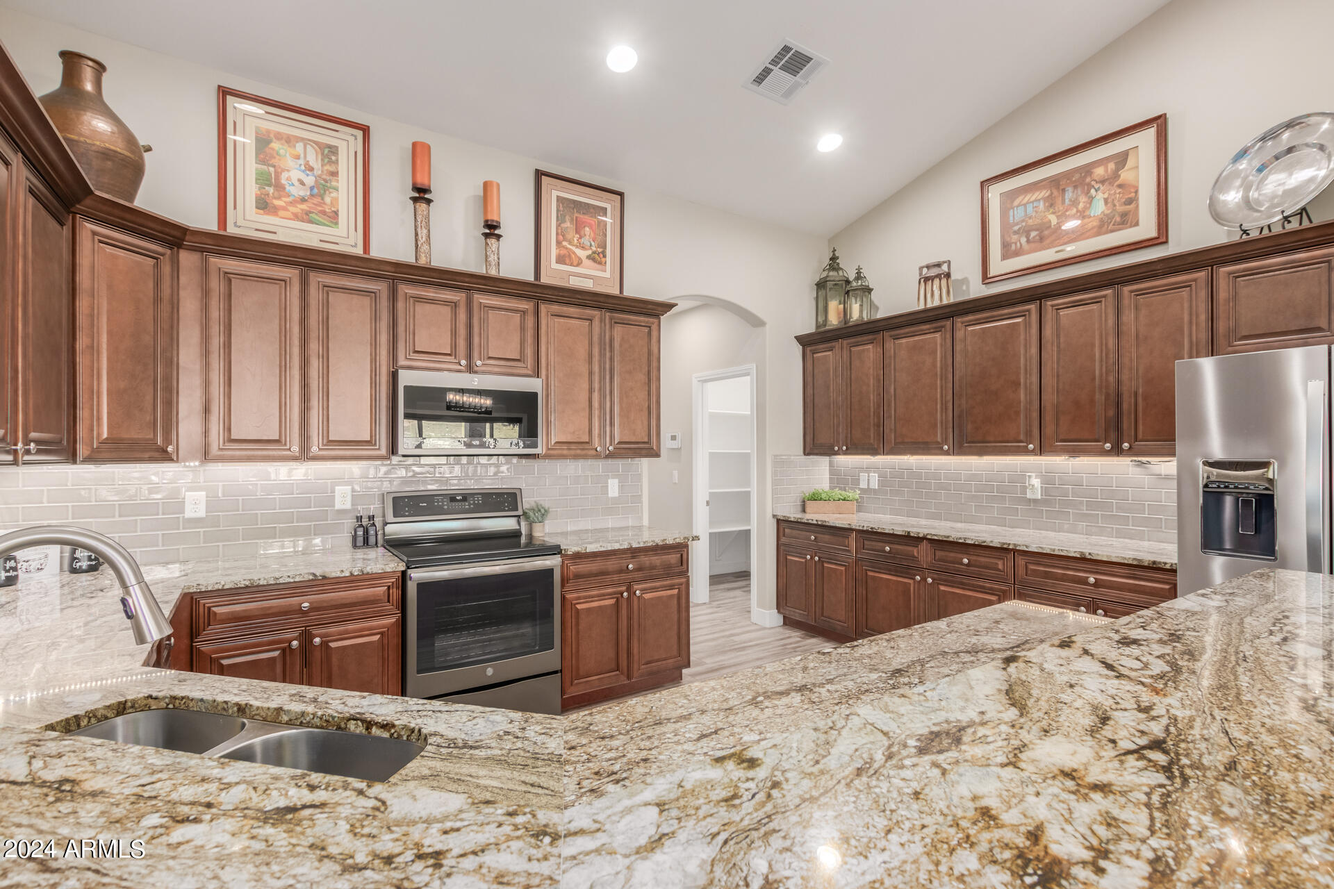 5169 North Idaho Road Apache Junction, AZ 85119 - Photo 38 of 107 Kitchen