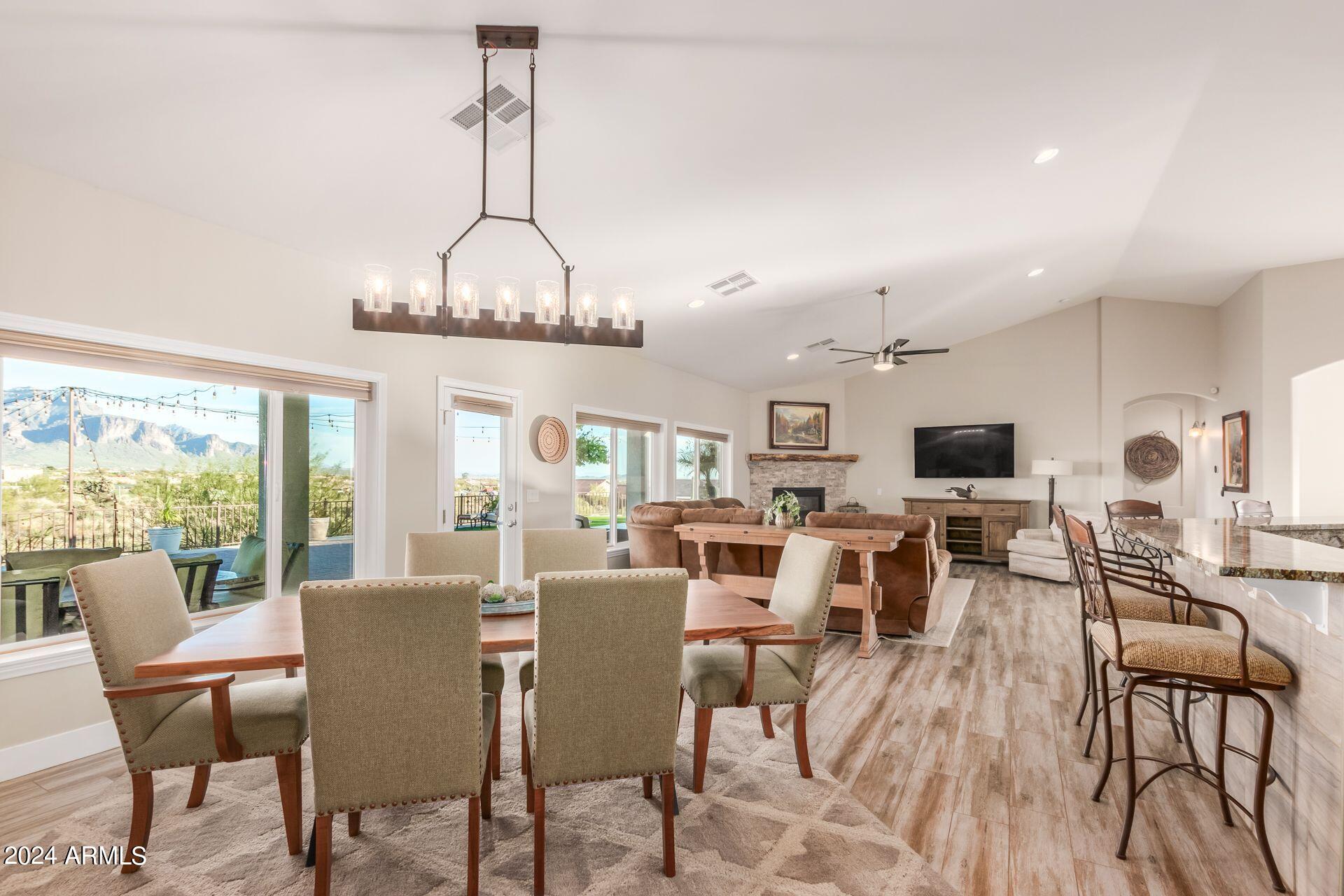 5169 North Idaho Road Apache Junction, AZ 85119 - Photo 4 of 107 Dining room