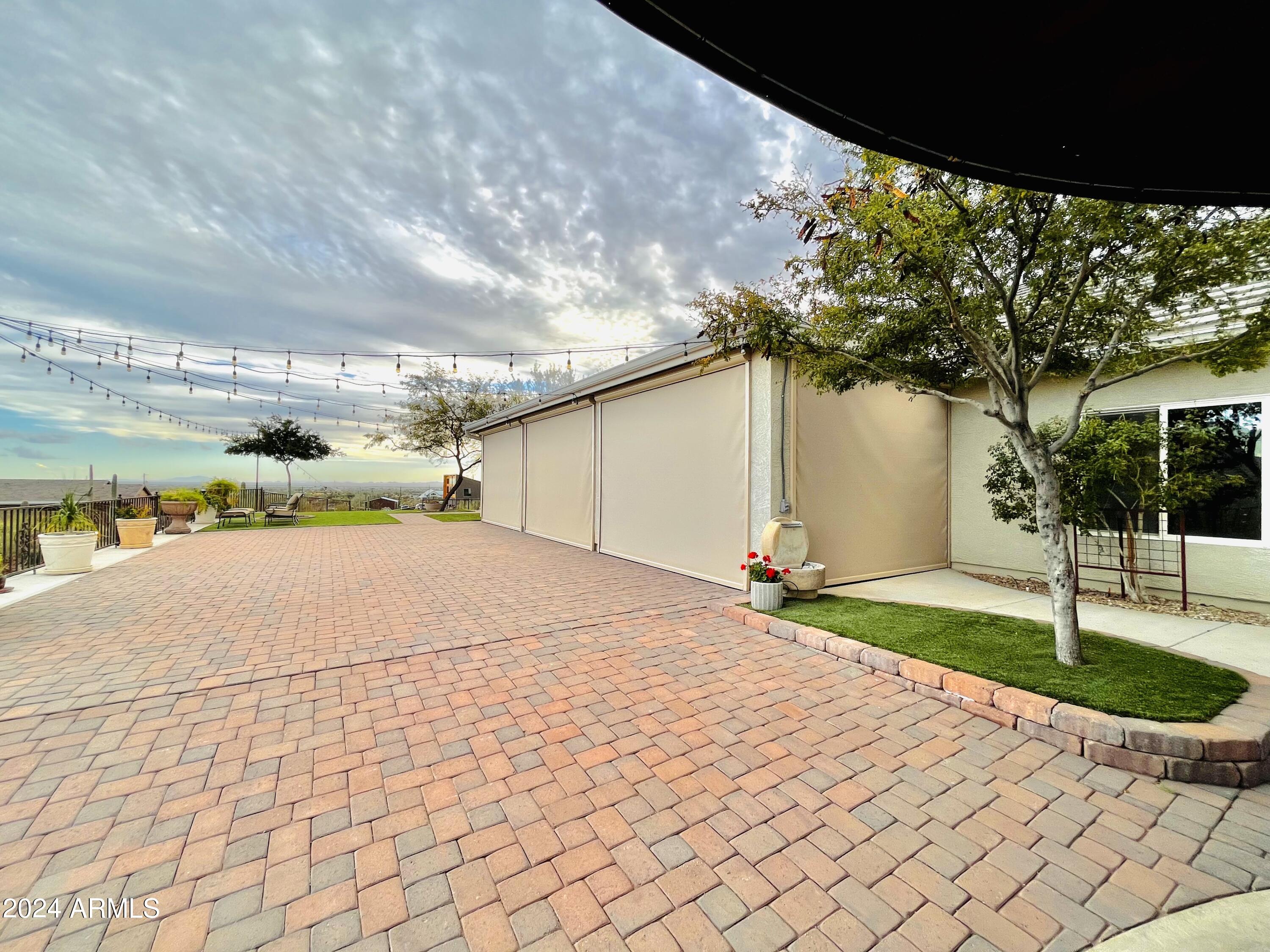 5169 North Idaho Road Apache Junction, AZ 85119 - Photo 73 of 107 Electric shades
