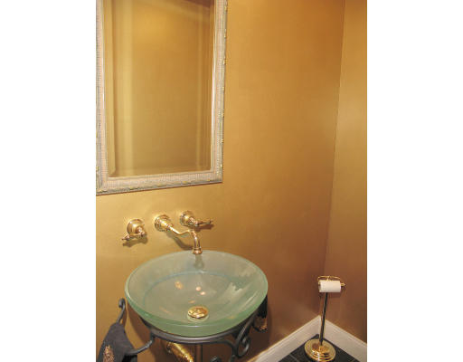 10 Oxford Road Longmeadow, MA 01106 - Photo 17 of 30 Gallery Image 17