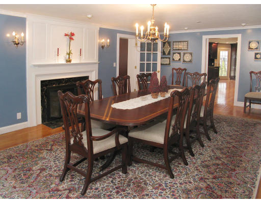 10 Oxford Road Longmeadow, MA 01106 - Photo 4 of 30 Gallery Image 4