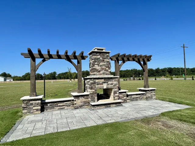 $385,860 | 260 Freedom Hts Lane, Smithfield, NC 27577