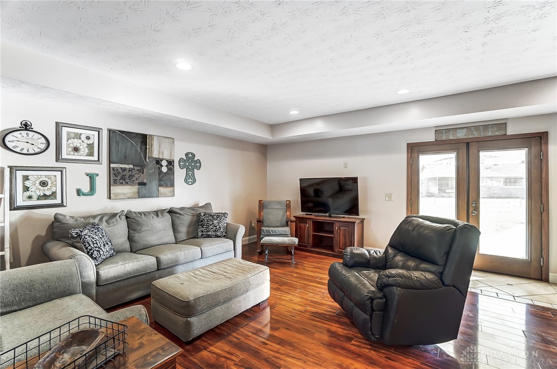 2218 East Rahn Road Dayton, OH 45440 - Photo 8 of 37 Gallery Image 8