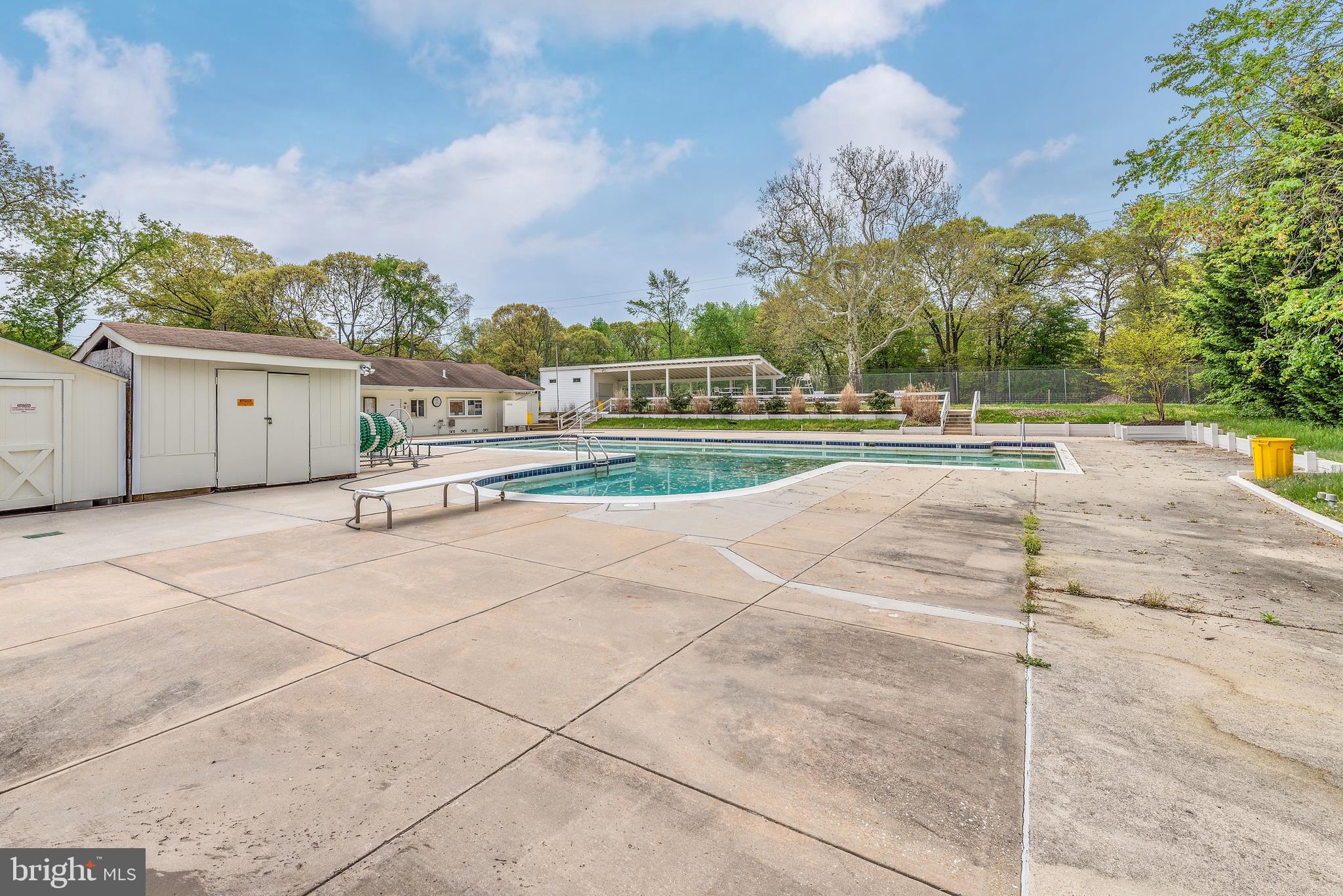 208 Sycamore Road Severna Park, MD 21146 - Photo 36 of 38 Community Pool (By Membership)