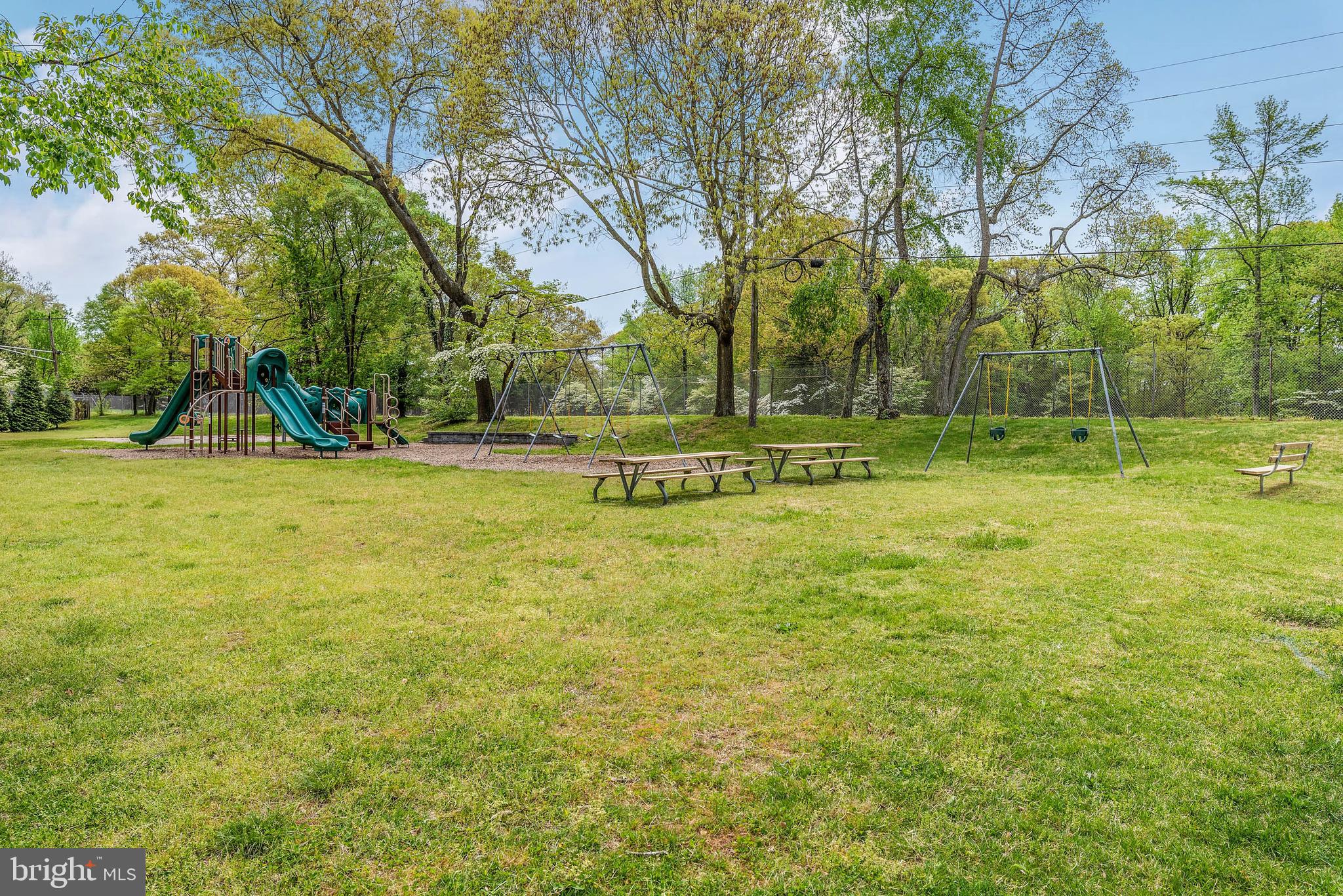 208 Sycamore Road Severna Park, MD 21146 - Photo 38 of 38 Gallery Image 38