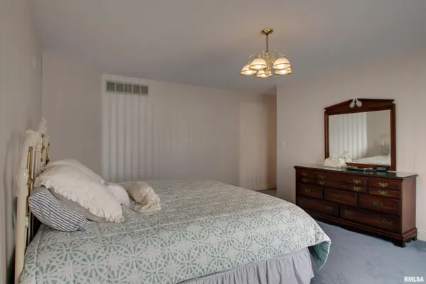 $599,000 | 3131 Acadia Way, Quincy, IL 62301