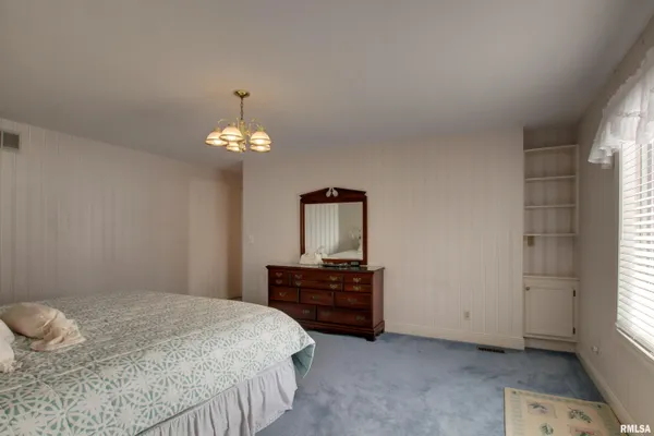 $599,000 | 3131 Acadia Way, Quincy, IL 62301