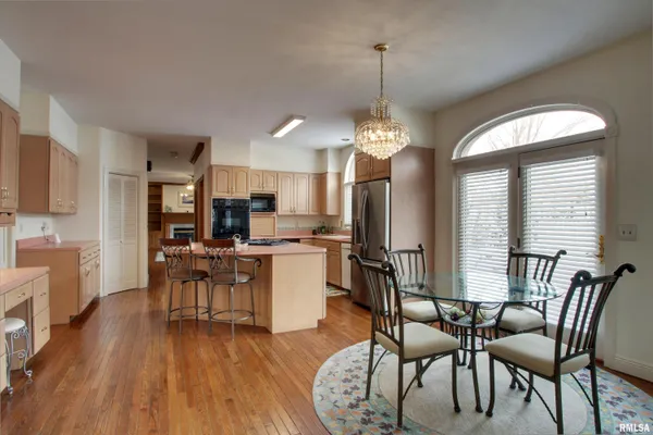 $599,000 | 3131 Acadia Way, Quincy, IL 62301