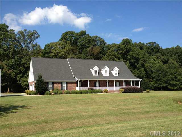 3631 Wolfe Road Monroe, NC 28110 - Photo 2 of 12 Gallery Image 2