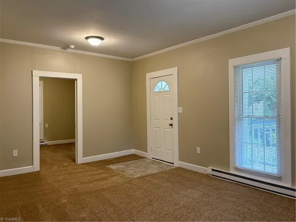 $925 | 728 Davis Street, Eden, NC 27288