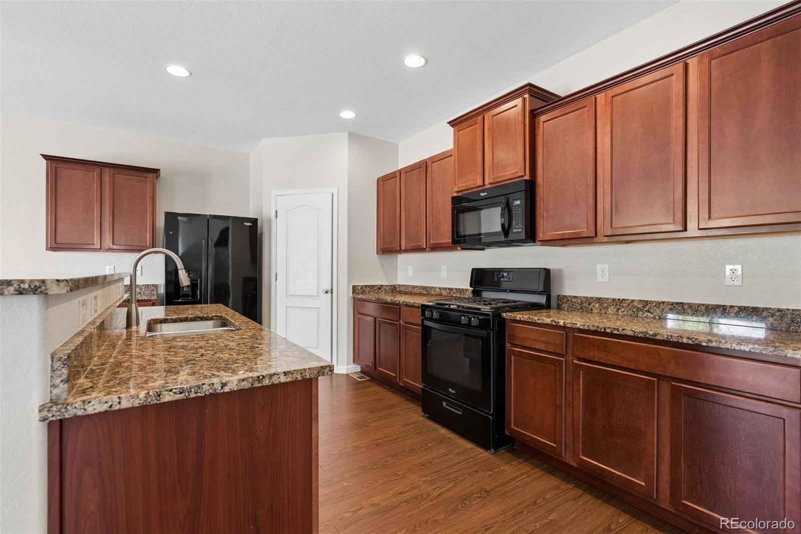 5033 Liberty Ridge Dacono, CO 80514 - Photo 10 of 31