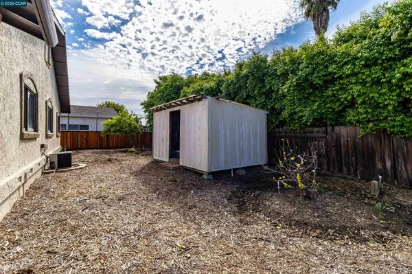 $1,100,000 | 3882 Chestnut Avenue, Concord, CA 94519