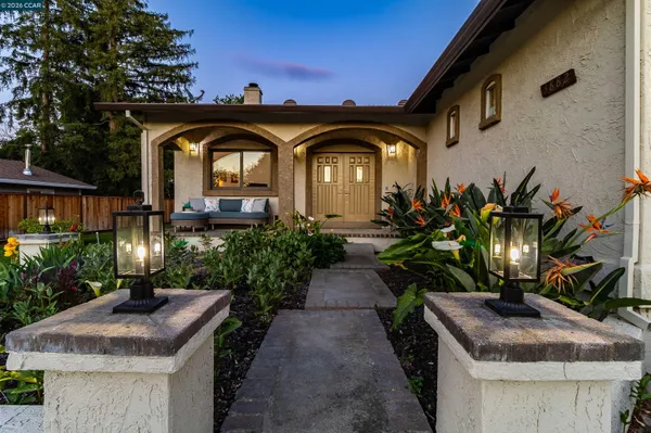 $1,100,000 | 3882 Chestnut Avenue, Concord, CA 94519