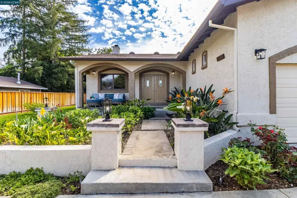 $1,100,000 | 3882 Chestnut Avenue, Concord, CA 94519