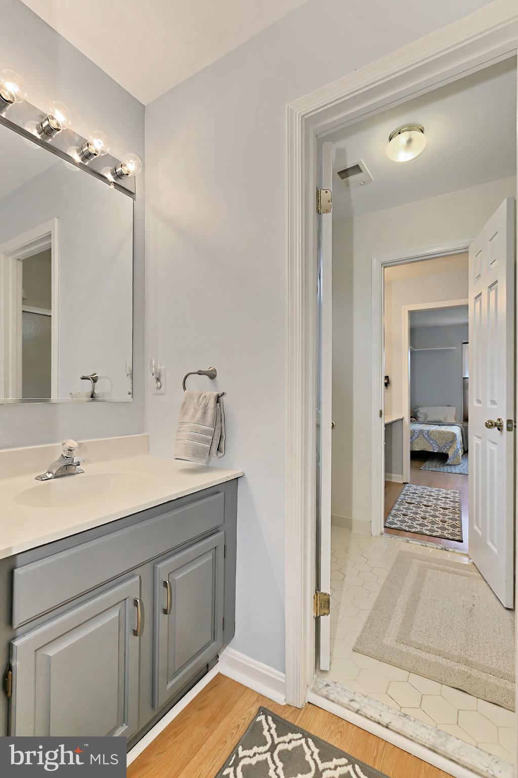 5467 Ashleigh Road Fairfax, VA 22030 - Photo 22 of 30 Jack & Jill Bath For Bedrooms 3 and 4