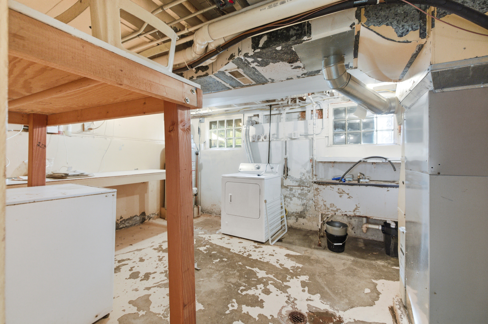 216 Edgebrook Road Wood Dale, IL 60191 - Photo 14 of 25 a view of storage and utility room