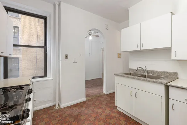 $2,500,000 | 255 West 84th Street, Unit 3E | Upper West Side