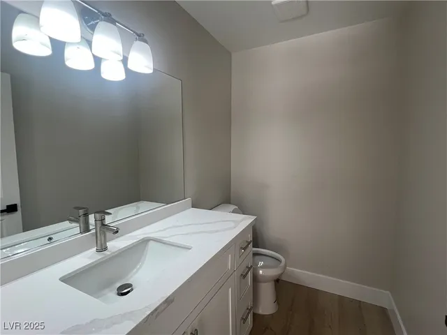 $2,200 | 7909 West Gilmore Avenue, Las Vegas, NV 89129