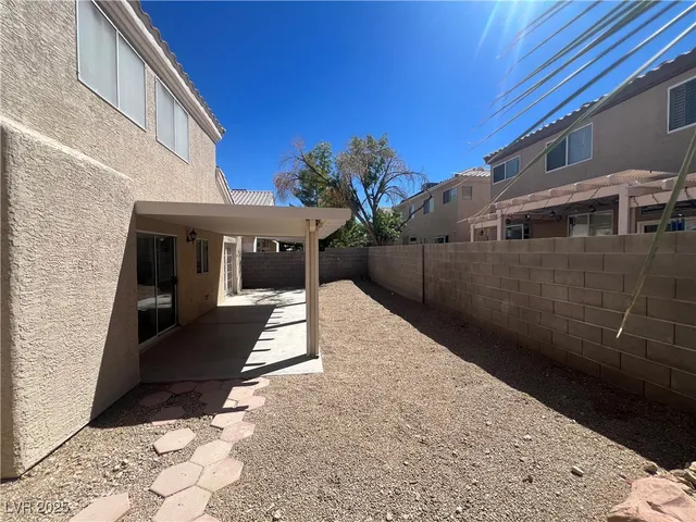 $2,200 | 7909 West Gilmore Avenue, Las Vegas, NV 89129
