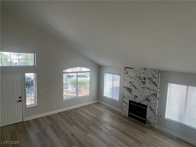 $2,200 | 7909 West Gilmore Avenue, Las Vegas, NV 89129