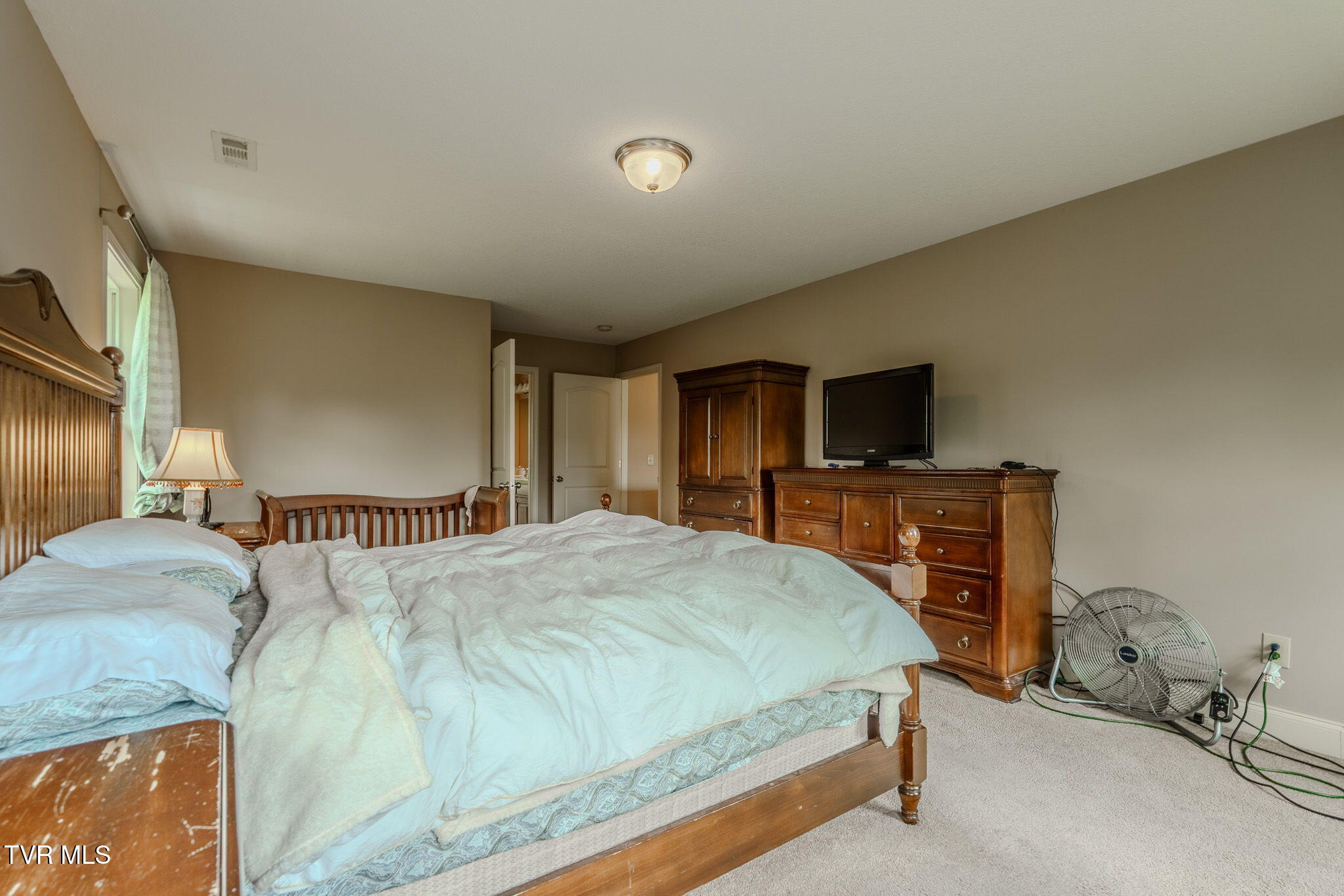 2898 Watauga Road Johnson City, TN 37601 - Photo 27 of 45 14-web-or-mls-_DSC4034-HDR