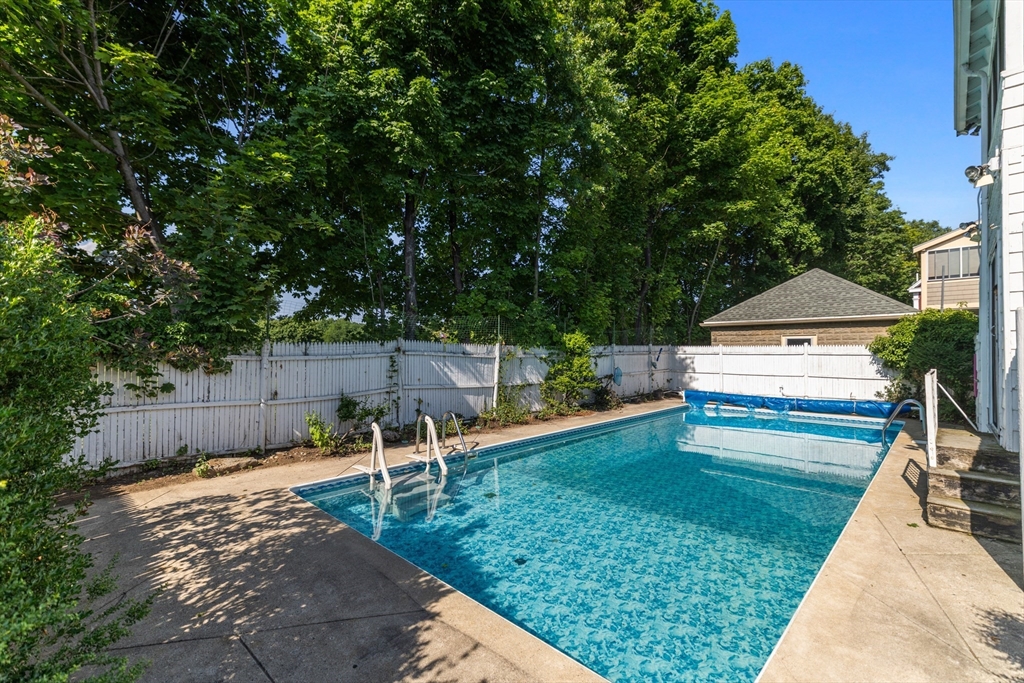 42-44 Choate Road Belmont, MA 02478 - Photo 4 of 40