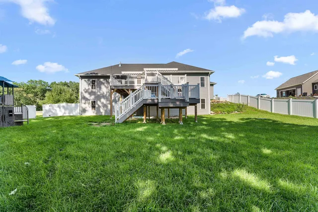 $614,900 | W2345 Big Ben Road, Eden, WI 53019