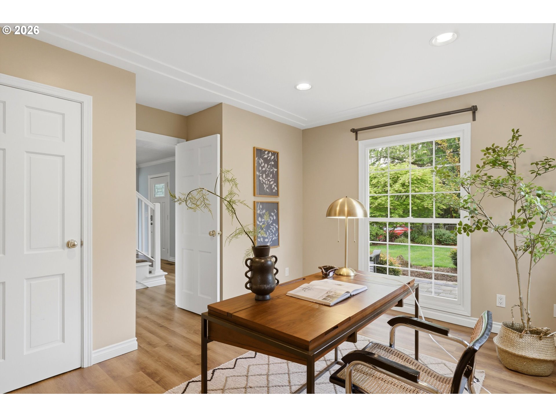 10055 Southwest Inez Street Portland, OR 97224 - Photo 20 of 48 Study