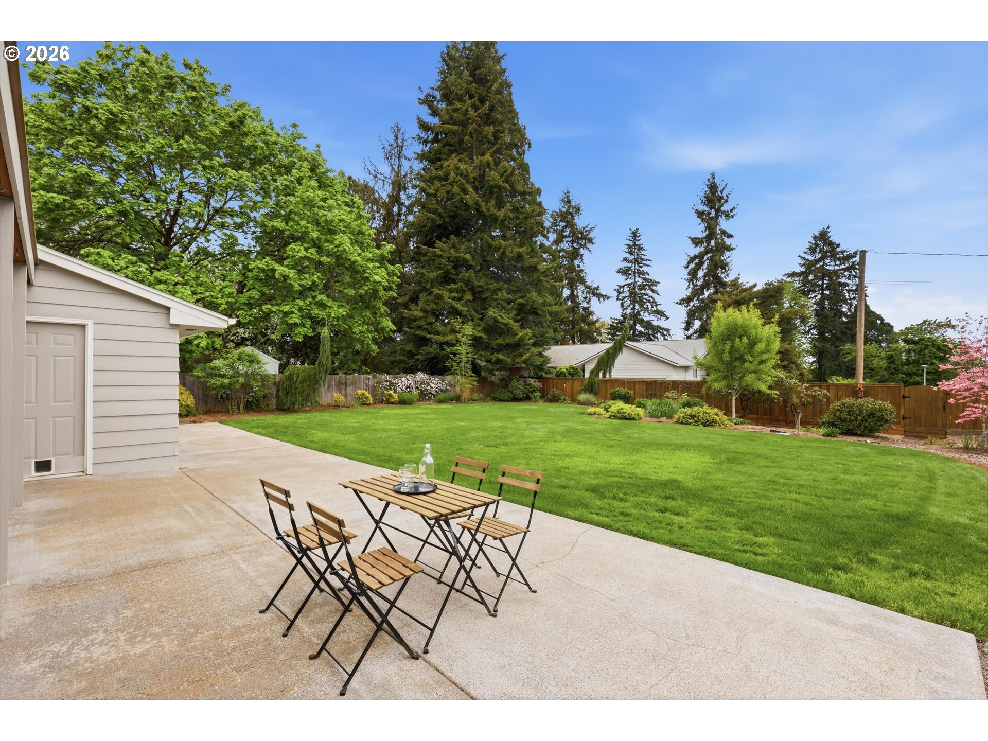 10055 Southwest Inez Street Portland, OR 97224 - Photo 37 of 48 Patio