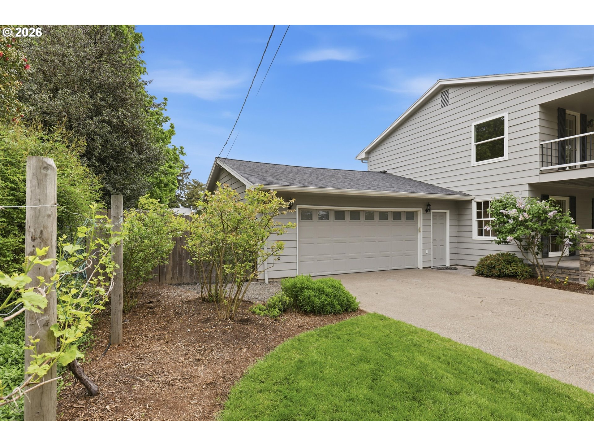10055 Southwest Inez Street Portland, OR 97224 - Photo 45 of 48 Garage