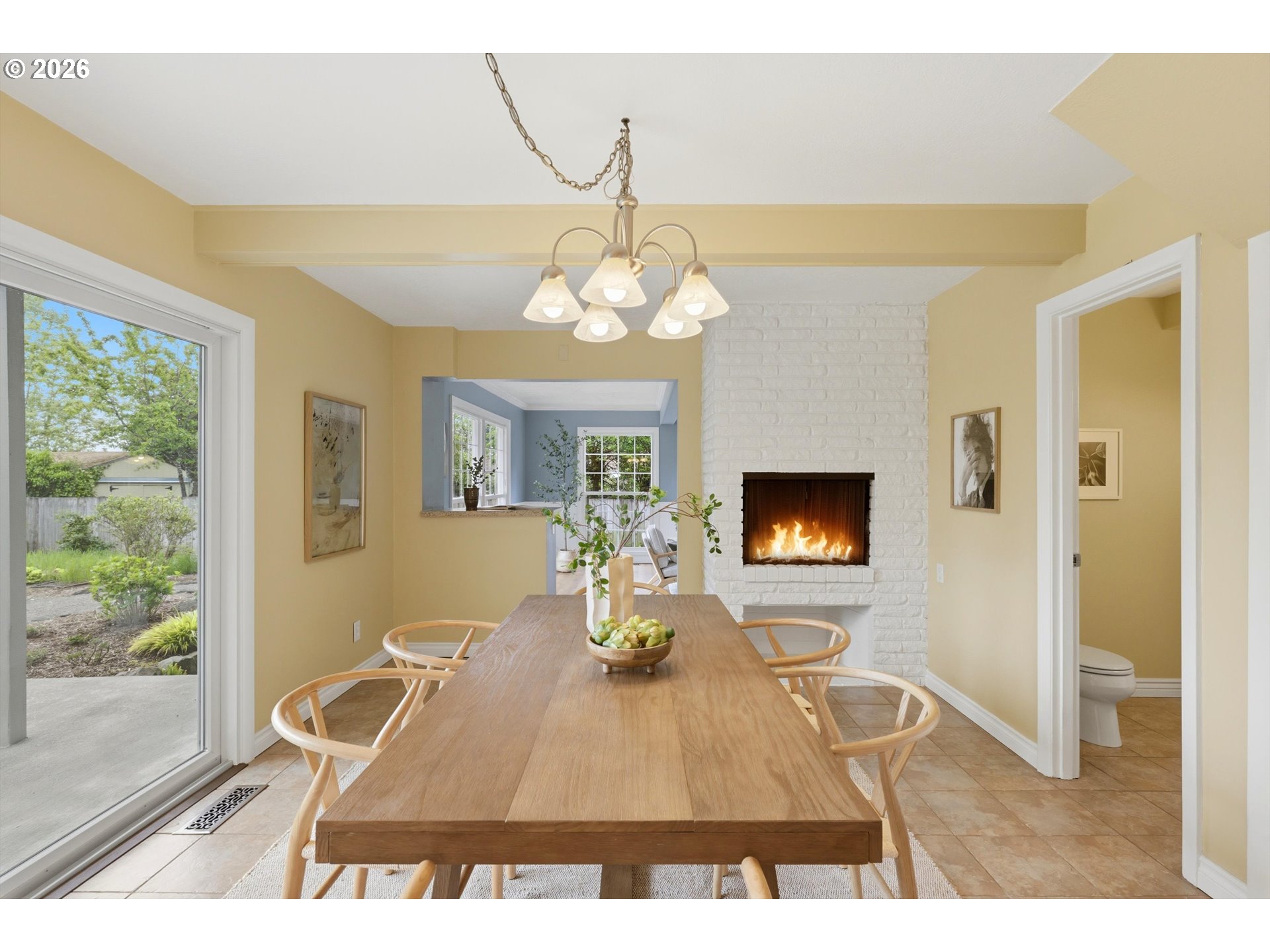 10055 Southwest Inez Street Portland, OR 97224 - Photo 5 of 48 Dining Room