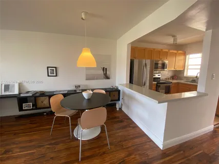$109,800 | 8861 Sunrise Lakes Boulevard, Unit 311, Sunrise, FL 33322
