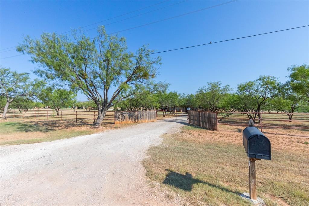 7702 Spinks Road Abilene, TX 79603 - Photo 2 of 40 Gallery Image 2