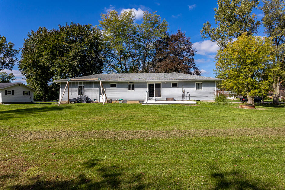 6007 Springfield Drive Jackson, MI 49201 - Photo 12 of 27 0N0A8720