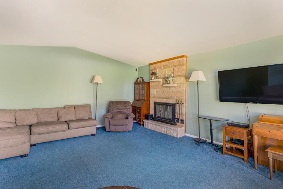 6007 Springfield Drive Jackson, MI 49201 - Photo 21 of 27 0N0A8747-HDR (1)