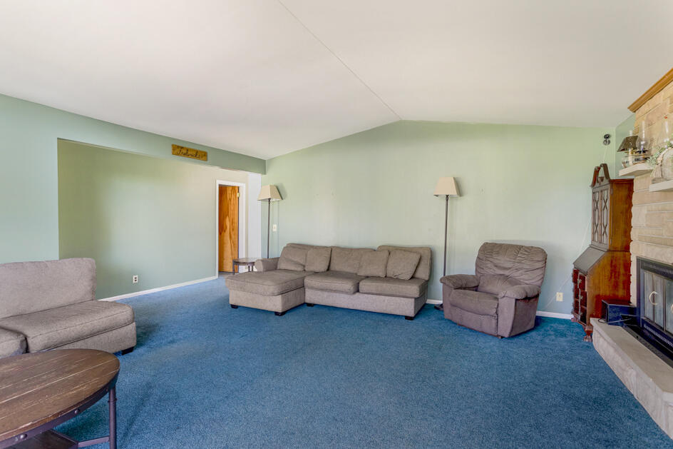 6007 Springfield Drive Jackson, MI 49201 - Photo 22 of 27 0N0A8744-HDR (1)