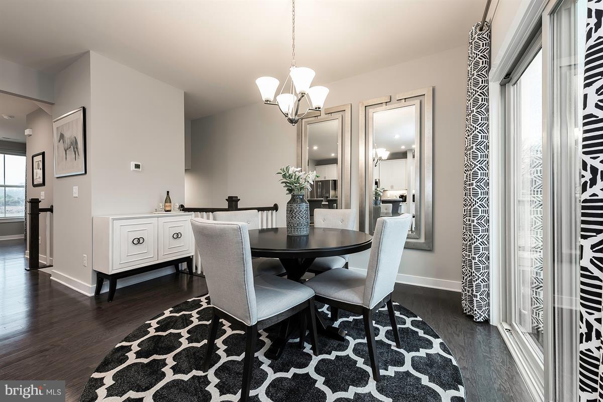 2718 Fredericksburg Road Hanover, MD 21076 - Photo 10 of 30 Dining room