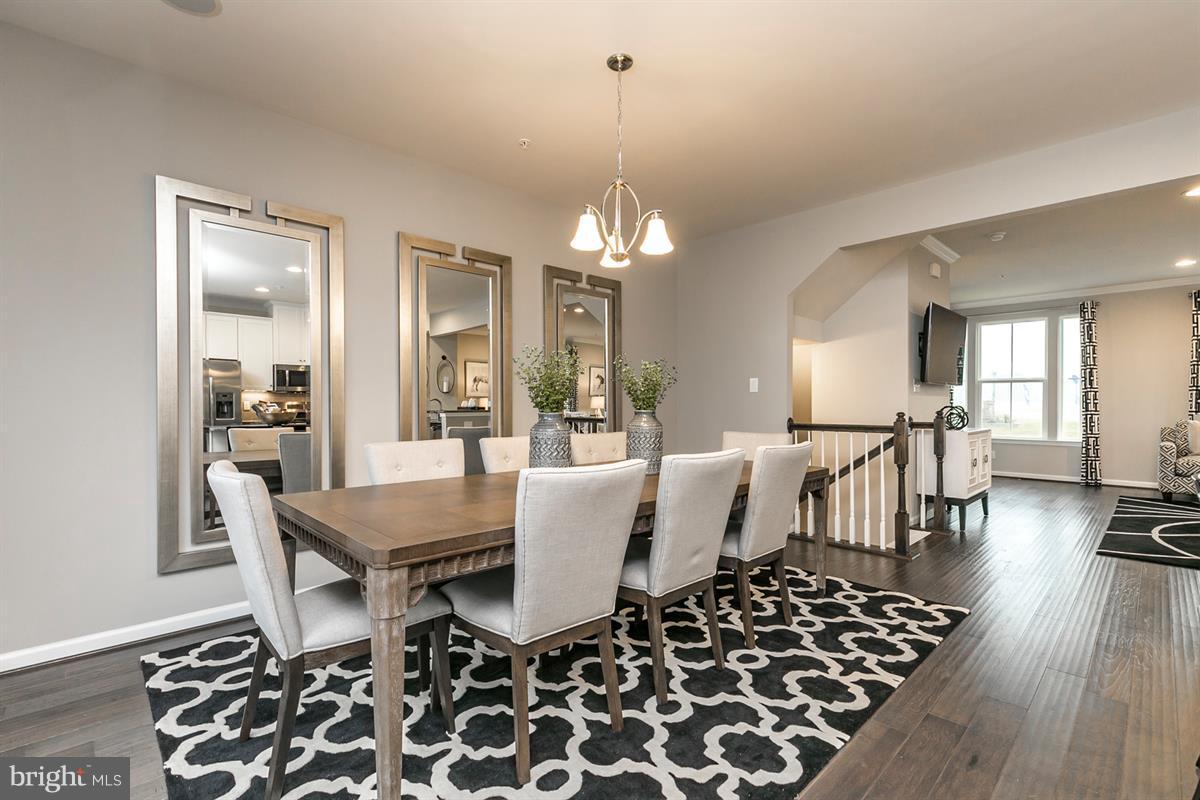 2718 Fredericksburg Road Hanover, MD 21076 - Photo 11 of 30 Spacious dining area