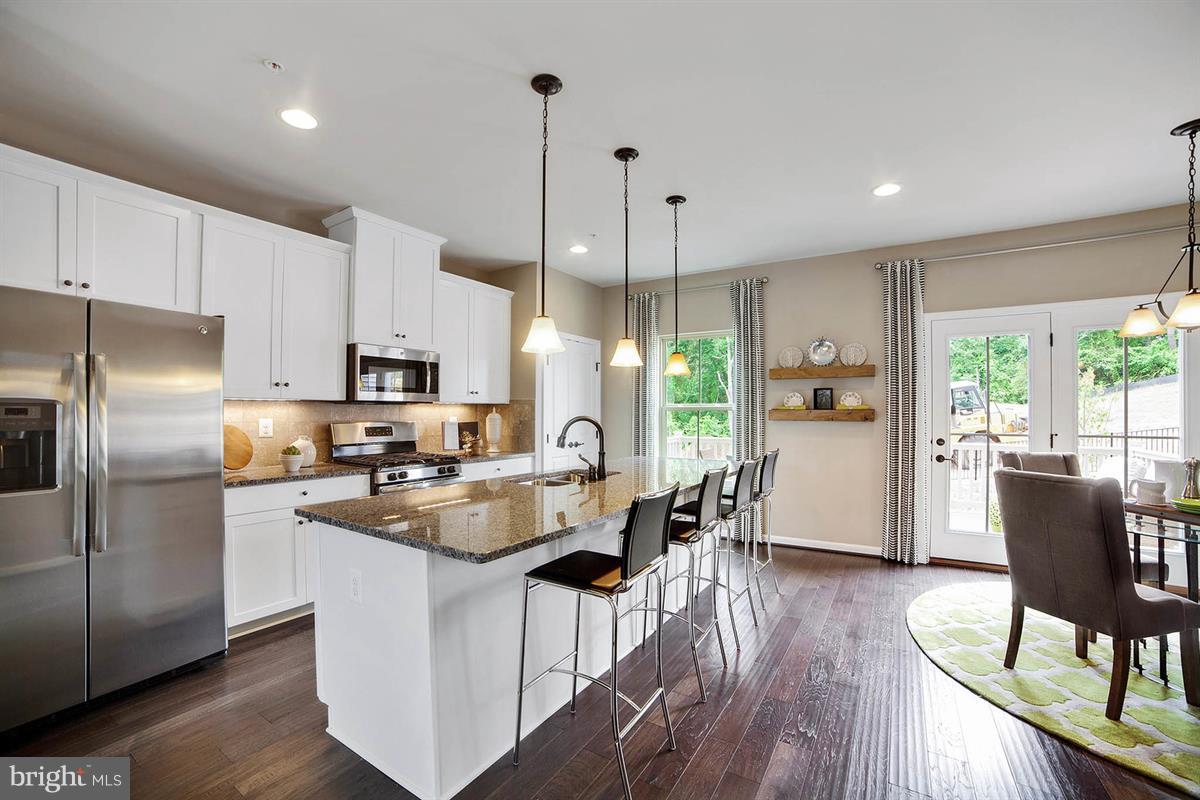 2718 Fredericksburg Road Hanover, MD 21076 - Photo 7 of 30 Gourmet kitchen