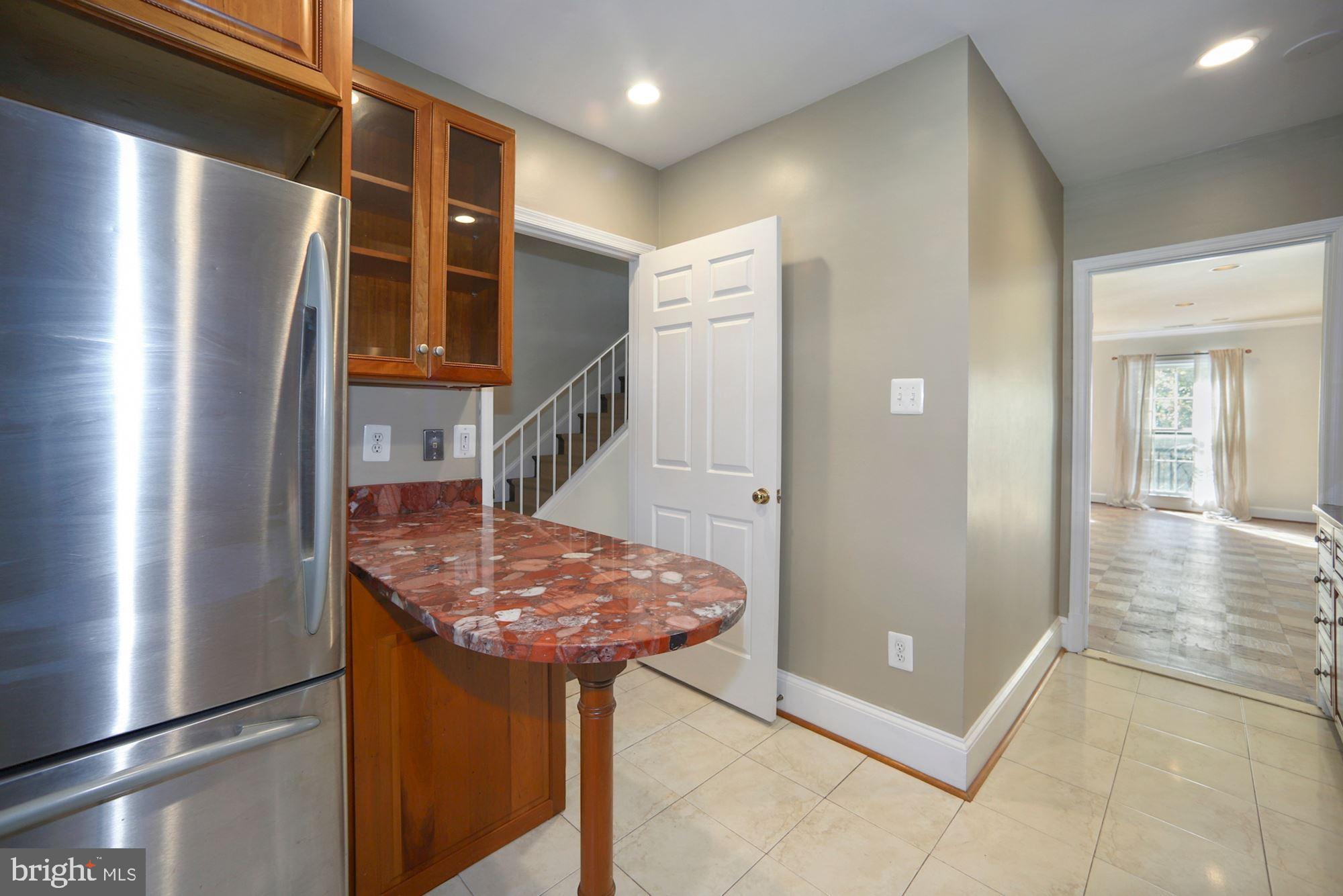 3241 Sutton Place Northwest, Unit B Washington, DC 20016 - Photo 8 of 35 Kitchen