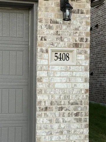 $2,350 | 5408 Locke Drive, Denton, TX 76207