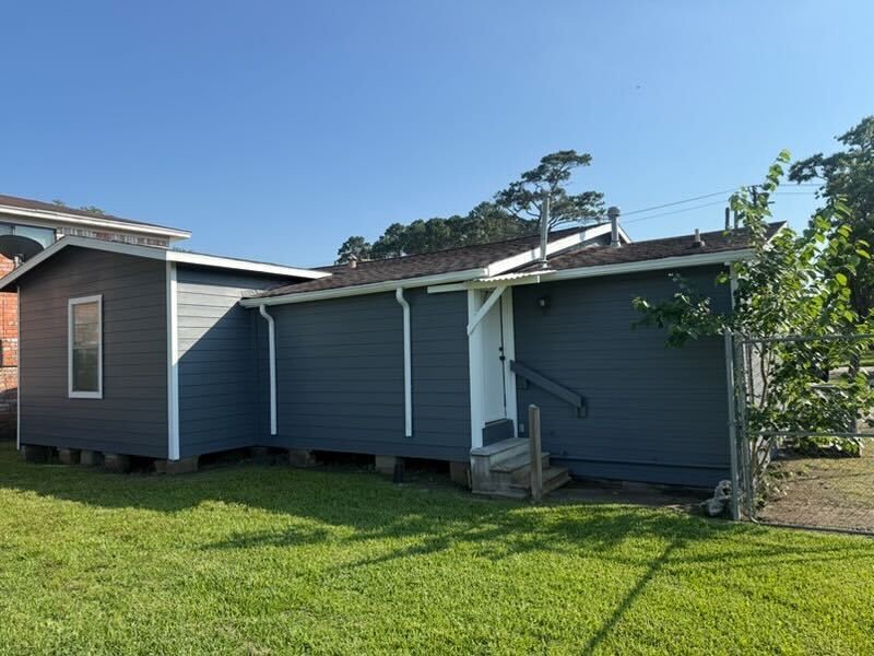 2701 Timber Drive Dickinson, TX 77539 - Photo 2 of 7