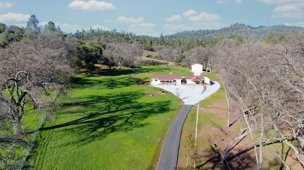 $1,299,999 | 1203 Green Meadow Court, Murphys, CA 95247
