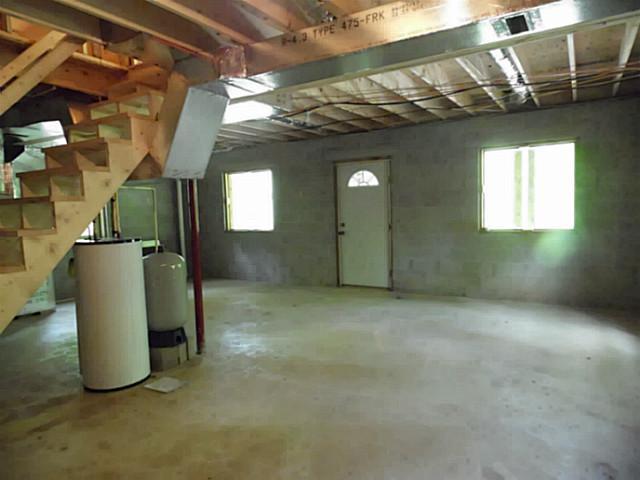 3 Feathers Road Logan, OH 43138 - Photo 9 of 10 Gallery Image 9