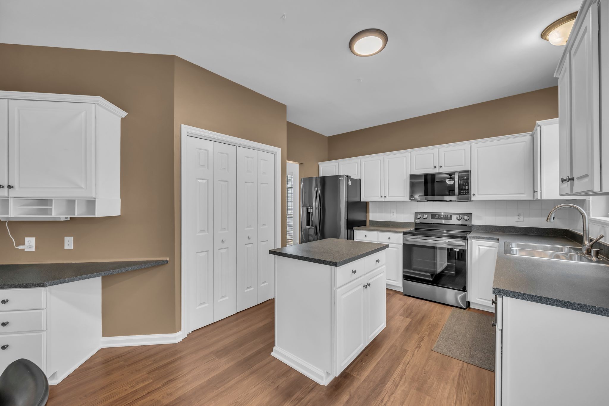 352 Cannonade Circle Franklin, TN 37069 - Photo 16 of 47